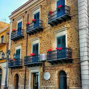 Il Portico Dei Normanni Frühstückspension Butera